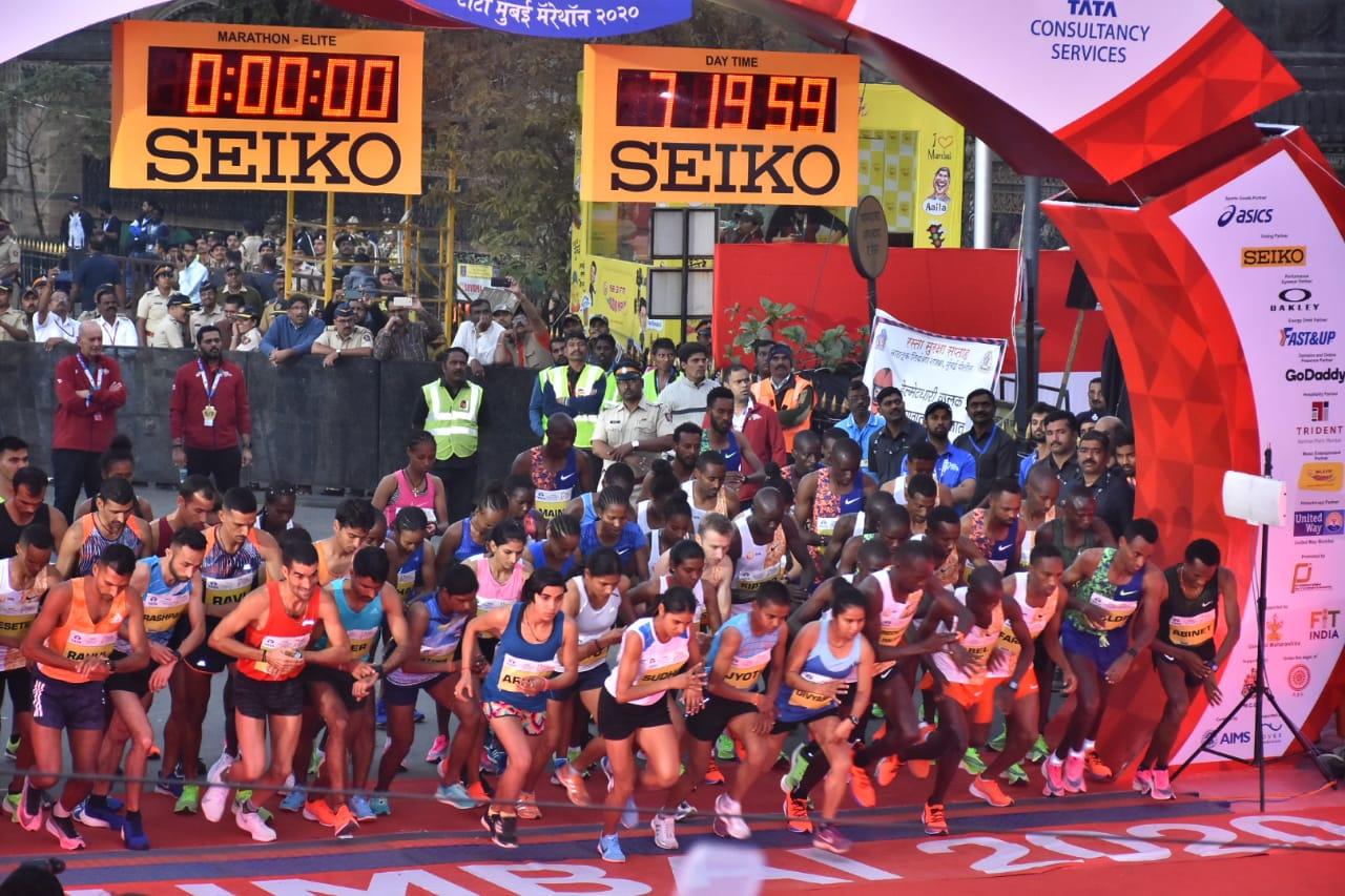 Indian runners Srinu Bugatha and Sudha Singh won the Indian Elite Full Marathon Men's and Women's category respectively. While Ethiopia's Amane Beriso finished at the top in the International Elite Full Marathon Women's category