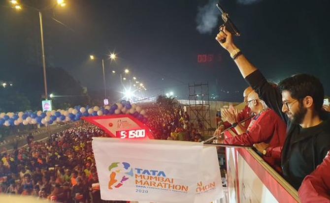 Yuva Sena chief and Minister for Environment, Tourism, and Protocol, Aaditya Thackeray flagged off the half marathon. The 21.097 km race began from Worli dairy at 5.15 am. The full marathon and half marathon covered places such as the Bandra Worli Sealink, Mahalaxmi Racecourse, Haji Ali, Peddar Road, Babulnath temple, Girgaon Chowpatty with the race ending at Azad Maidan