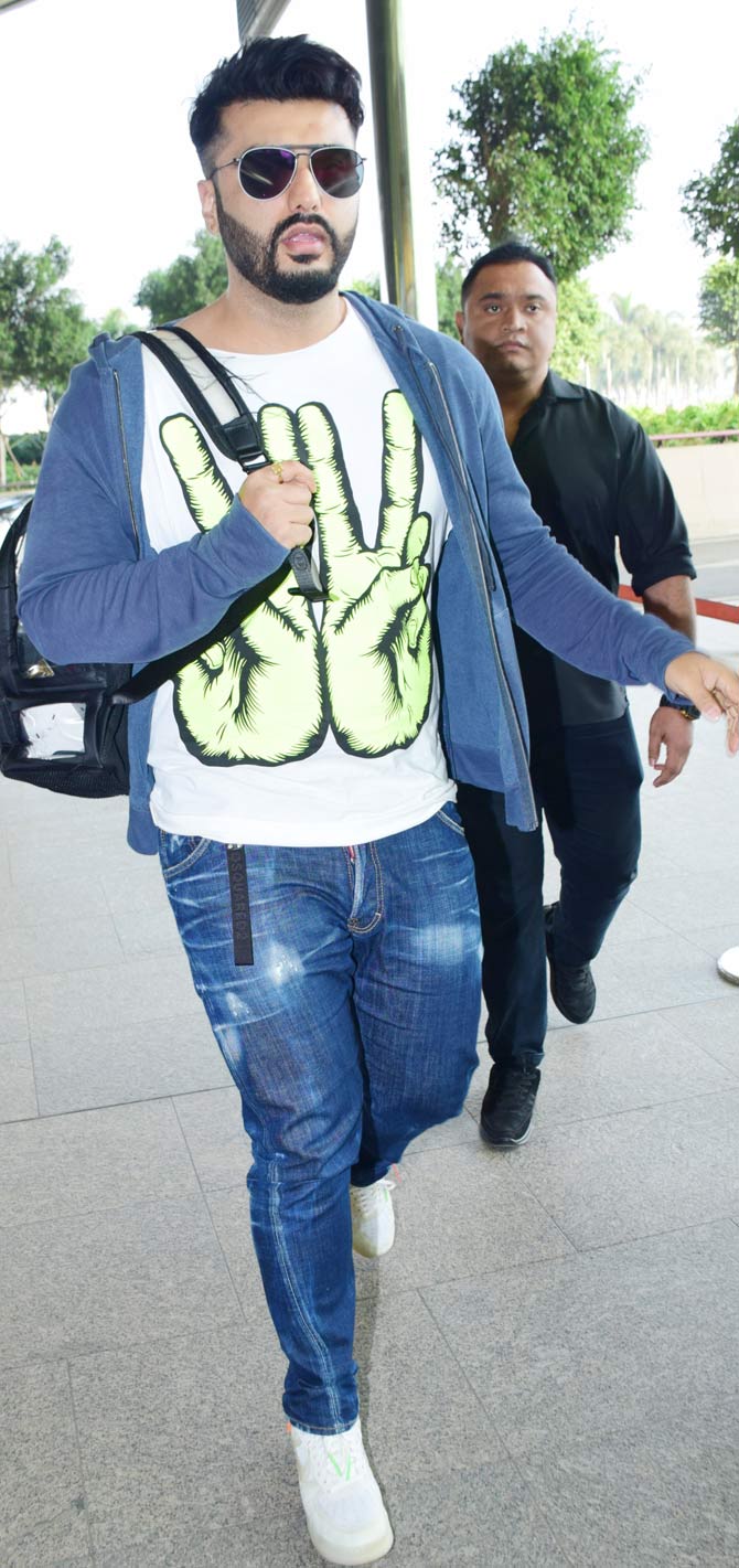 Arjun Kapoor was also spotted at the Mumbai airport.