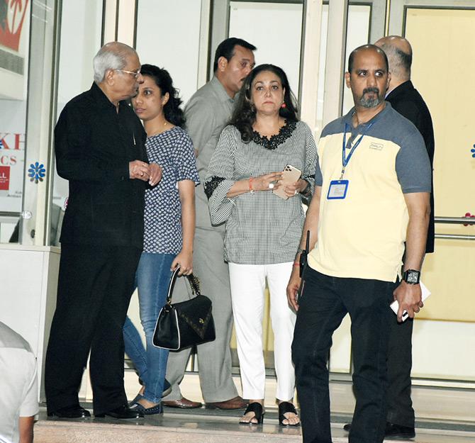 Industrialist Anil Ambani's wife Tina Ambani was also among the few noted celebrities who reached the hospital as they received the news of Azmi being injured. 