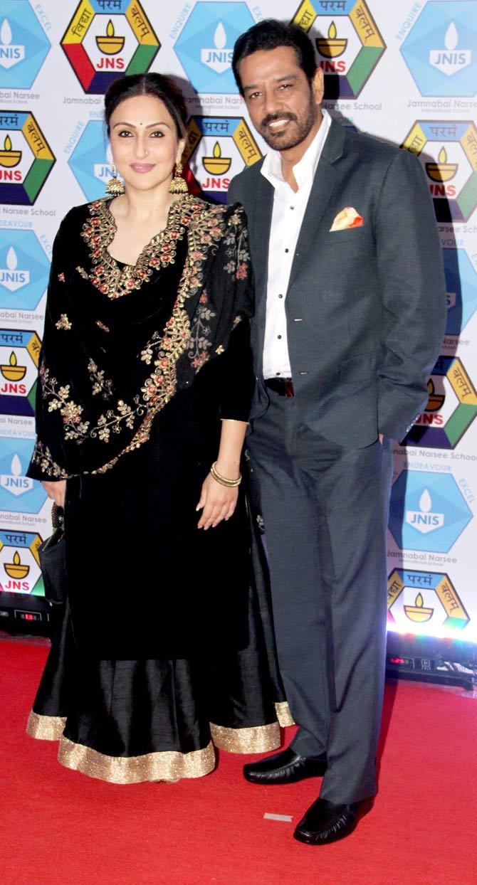 Anup Soni and wife Juhi Babbar were all smiles as they attended the school event together in Juhu, Mumbai. While Juhi opted for a black Anarkali dress, Anup showed off his uber-cool side in a grey suit.