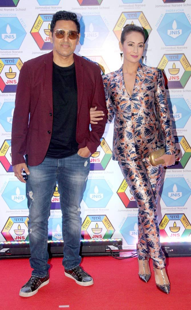 Parvin Dabas and Preeti Jhangiani posed for the shutterbugs as they arrived at the school event hosted in Juhu, Mumbai.