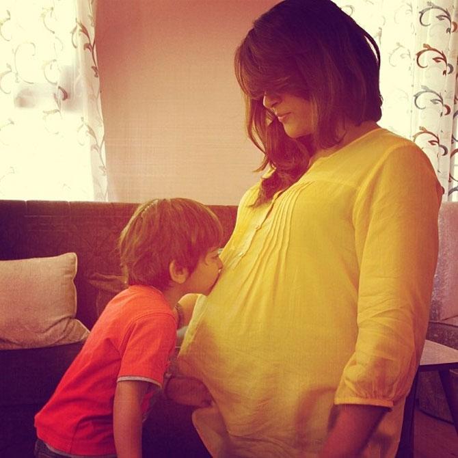 Tahira Kashyap and Ayushmann Khurrana are proud parents to two kids - a son Virajveer and daughter Varushka.
Pictured: Tahira with Virajveer while she was pregnant with Varushka