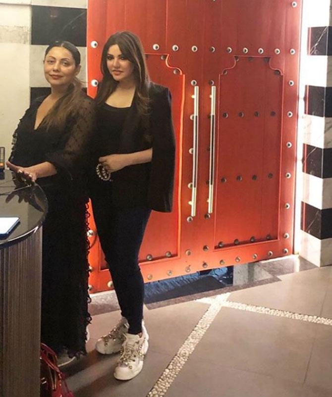 Kaykasshan Patel posed alongside Gauri Khan as she wore an all-black suit with white shoes.