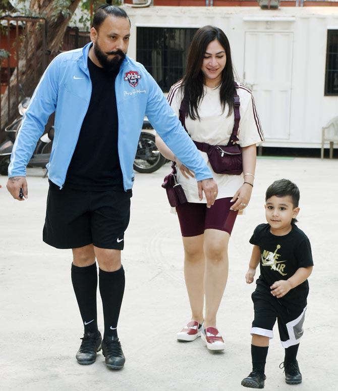 Bunty Walia came in with wife Vanessa Parmar and son for the football session in Juhu.