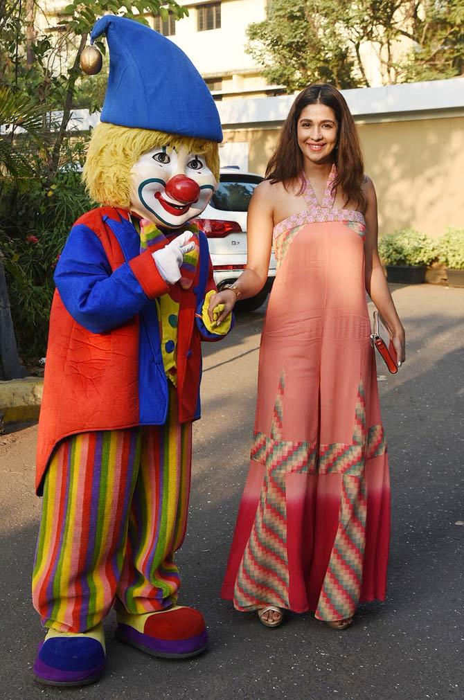 Harleen Sethi also attended Ravie Kapoor's birthday celebration hosted in the city.