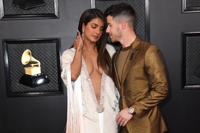 For the unversed, Priyanka Chopra wasn't hitting the headlines as a nominee or winner at the Grammys, but the actress has made sure to make it big with her style quotient. While the Hollywood stars are currently at one of the most prestigious award functions, Desi girl opted for a look that was styled by Mimi Cutrell.