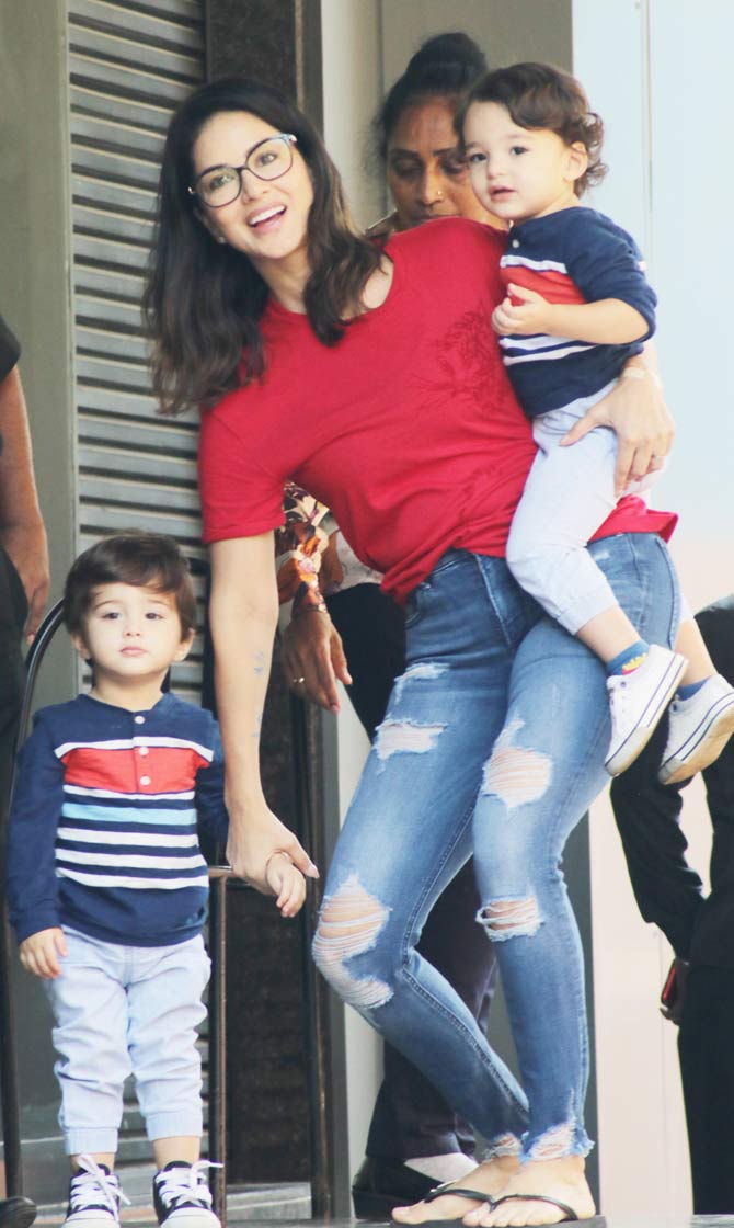 Sunny Leone was spotted with twin kids - Noah Singh Weber and Asher Singh Weber in Juhu, Mumbai. All pictures/Yogen Shah and Pallav Paliwal