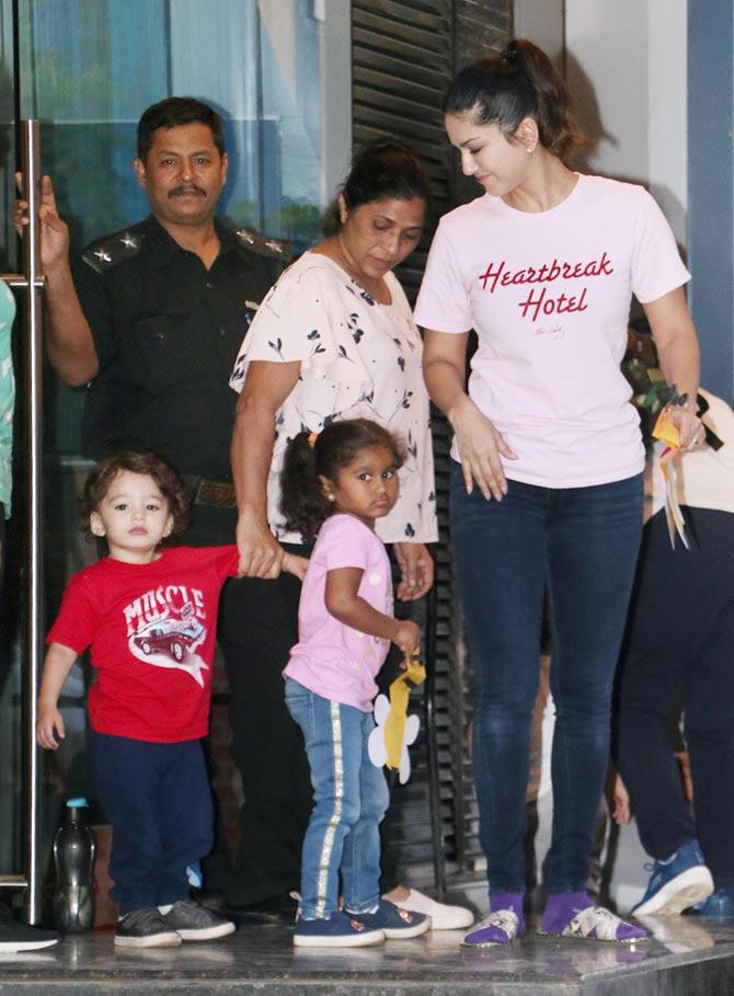 Sunny Leone was snapped wearing a pretty pink t-shirt, paired with basic denim during the outing.
