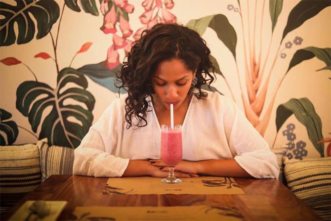 Celebrated fashion designer Masaba Gupta is definitely one of the most renowned fashion designers of today but there's much more to her than just being a designer. The 31-year-old designer from Mumbai loves food. Yes, that's true!









