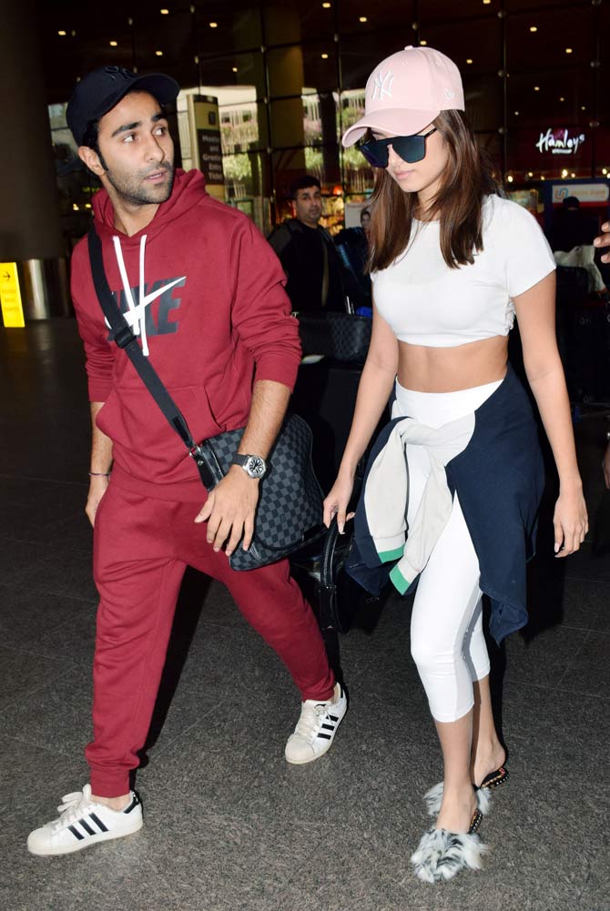 It looks like they no longer want to keep their relationship under wraps. Aadar Jain and Tara Sutaria let the paps click them together.