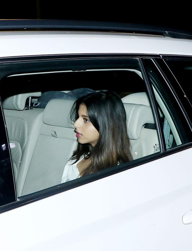 Suhana Khan, on the other hand, has already a star in making! She turned muse for a popular magazine in 2019, and the star kid is in preparations to become a good actor.