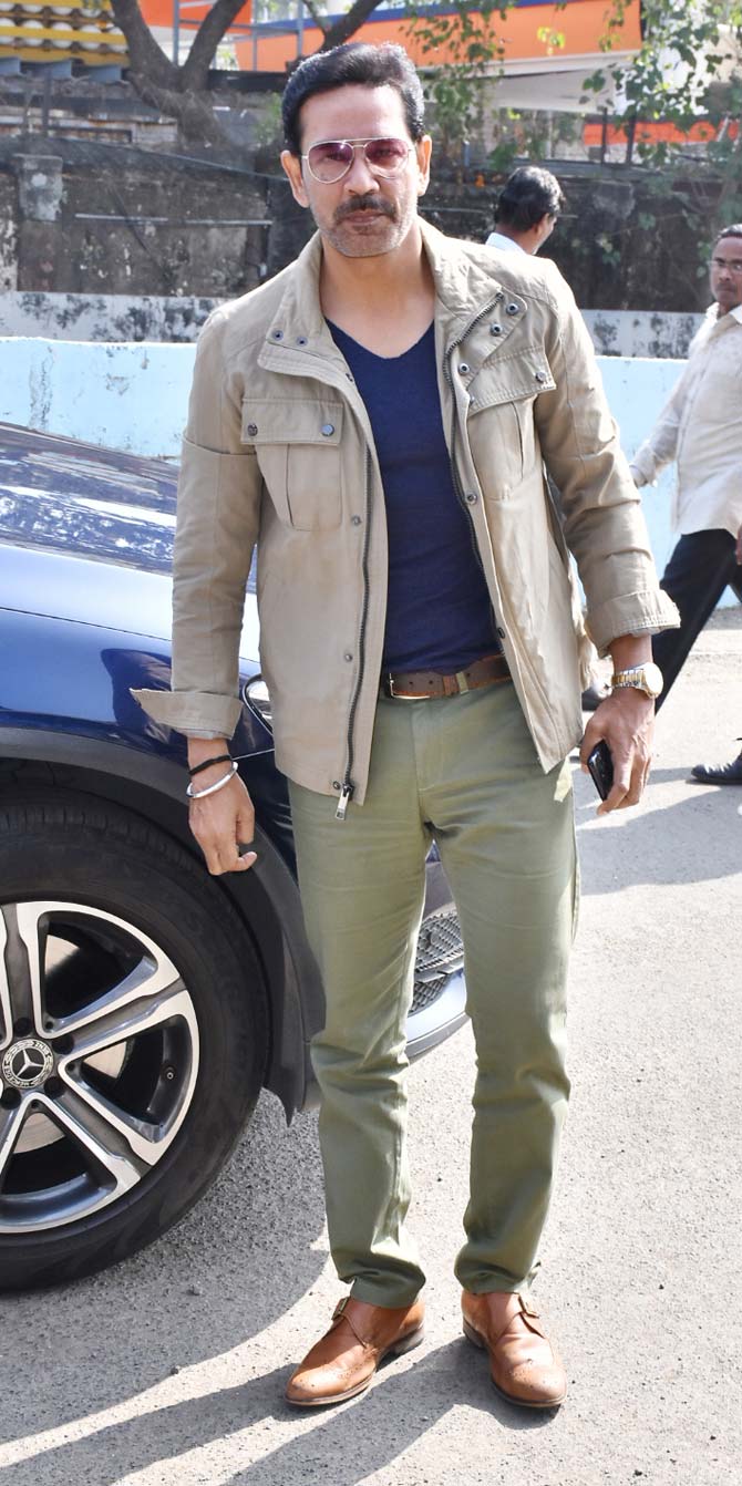 Ananya Panday, who sports a Mumbai accent in the film, says that she trained on the sets. 