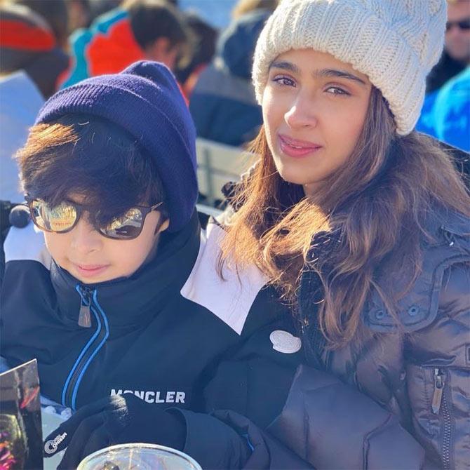 The Roshans - Hrithik, Pinkie, Hrehaan, Hridaan, Rakesh, Rajesh, along with Pashmina, flew to Europe to celebrate the New Year together. Sussanne Khan, who often accompanies the family to spend quality time with her kids, was also snapped holidaying with the entire family. (All pictures/Sussanne Khan and Pinkie Roshan's Instagram accounts)