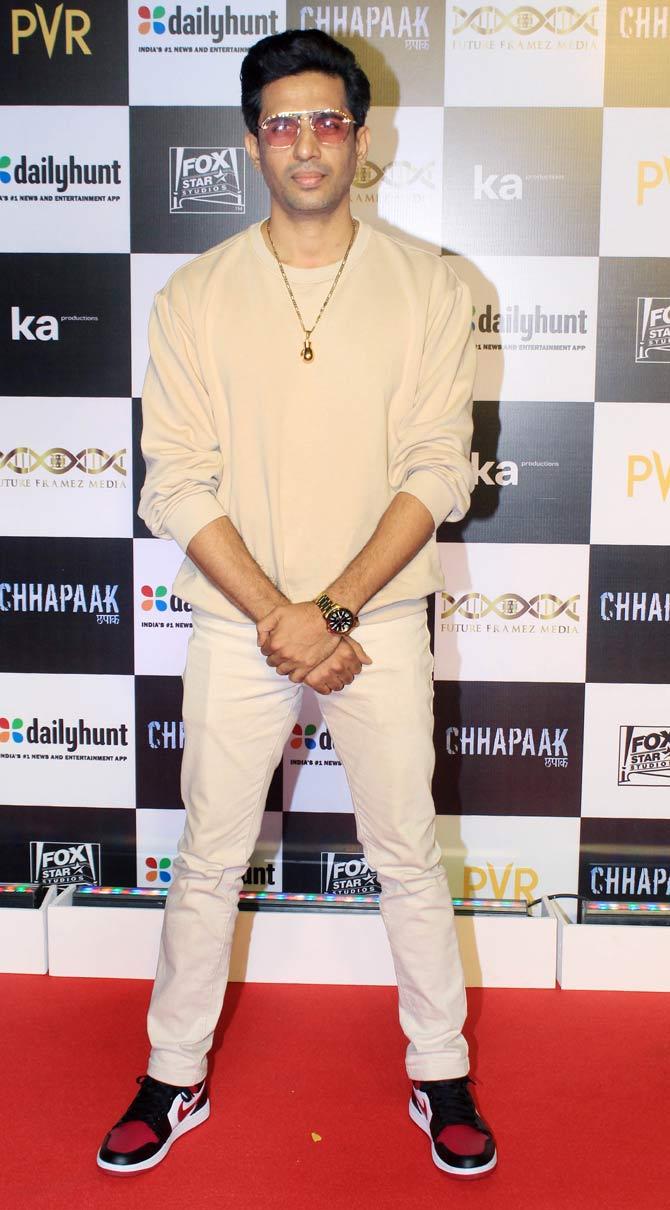 Hunterrr actor Gulshan Devaiah also attended the special screening of Chhapaak in Juhu.