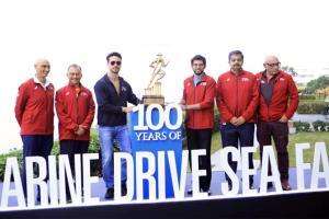 Aaditya Thackeray, Tiger Shroff unveil Mumbai Marathon trophy