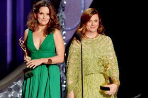 Amy Poehler and Tina Fey to host Golden Globes 2021