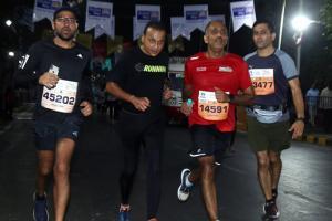 Anil Ambani sweats it out on the streets for Mumbai Marathon 2020