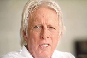 Aussie great Jeff Thomson auctions baggy green cap for bushfire funds