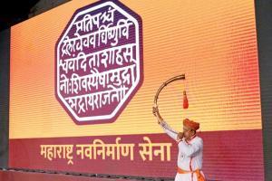 MNS's Shivmudra flag invites Maratha wrath