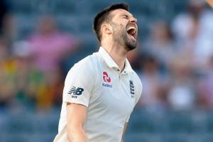 Mark Wood takes England closer to series win
