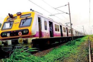 Mumbai: Expect chaotic day as Railways joins Bharat bandh