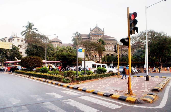The traffic island outside NGMA and Regal cinema where the statue will be installed. Pic/Ashish Raje
