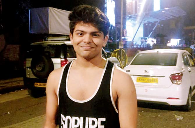 Varun Nair, who went to Oberoi mall for food, but found it closed