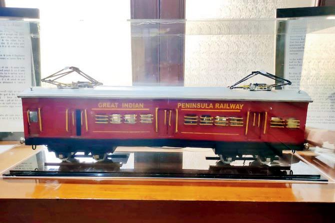 A scale model of the first loco of the Great Indian Peninsula Railway
