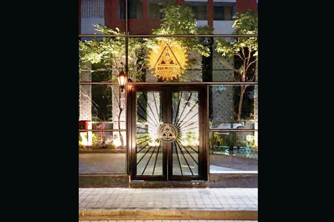 Opened in January 2017, Illuminati initially recorded a turnover of  R35-40 lakh but the owner started to incur losses from the small outlets he hurriedly opened across Mumbai