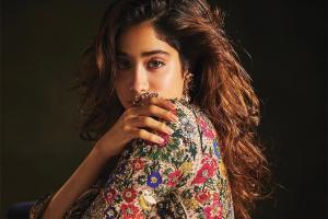 Janhvi Kapoor enjoys time with friends, shares adorable clip