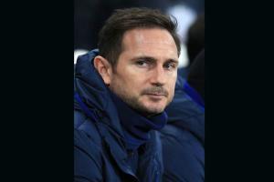 After loss to Newcastle, Frank Lampard insists Chelsea need a striker