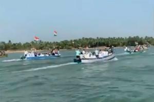 Hundreds travel by boats to join massive anti-CAA protest in Mangaluru