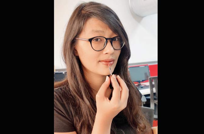 We try the Poker Face metallic matte shade