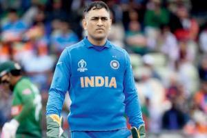 MS Dhoni dropped from BCCI's central contracts list