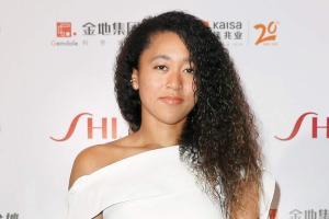 Did you know tennis babe Naomi Osaka stalks Twitter for followers?