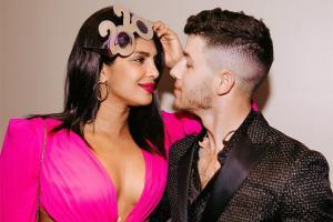 Nick shares adorable picture with Priyanka as he wishes New Year