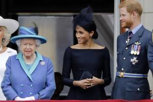 Queen Elizabeth II agrees to 'period of transition' for Harry, Meghan