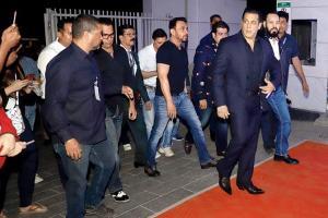 Salman's Appearance At Umang Upsets Police Rank