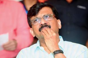 Sanjay Raut retracts his 'Indira met don Karim Lala' remark