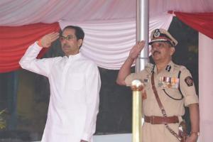 Maharashtra Police to get modern weapons, quality training, says CM