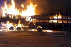 '20 feared dead as bus catches fire after colliding with truck in UP'