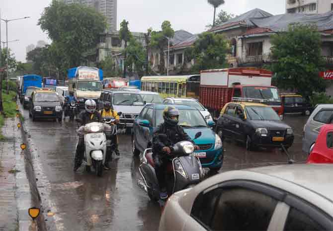 In the suburbs, waterlogging was reported in Andheri forcing closure of the subway, and vehicle movement had slowed down in Borivli, Malad, and Jogeshwari areas.