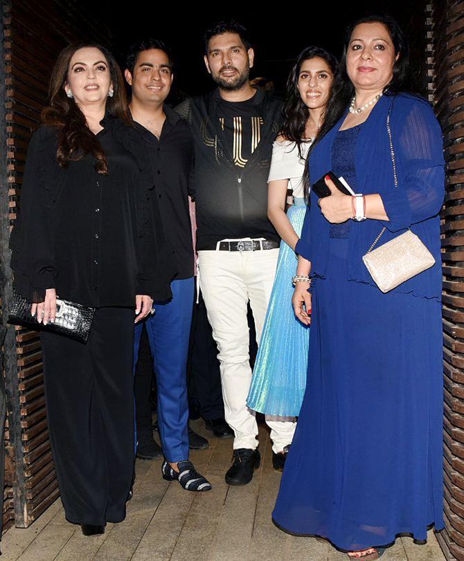 Shloka Mehta has been making rare appearances every now and then. Since her marriage, this will be Shloka's second birthday as the Ambani daughter-in-law. The couple made their first public appearance as Mr. and Mrs. Ambani when Mumbai Indians won their 4th IPL trophy.