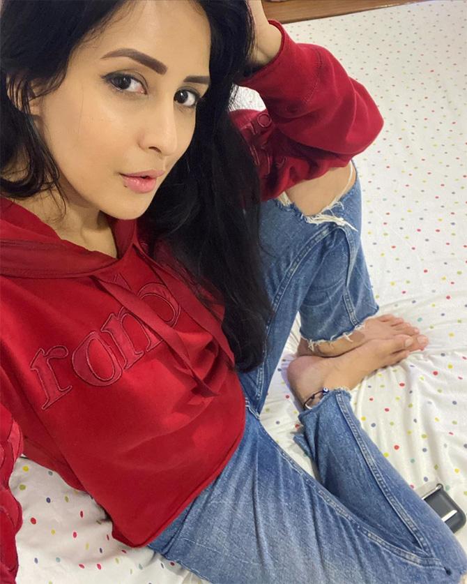 Chahat Khanna Desi Xxx Hd - Television actress Chahatt Khanna's life has been a roller coaster ride