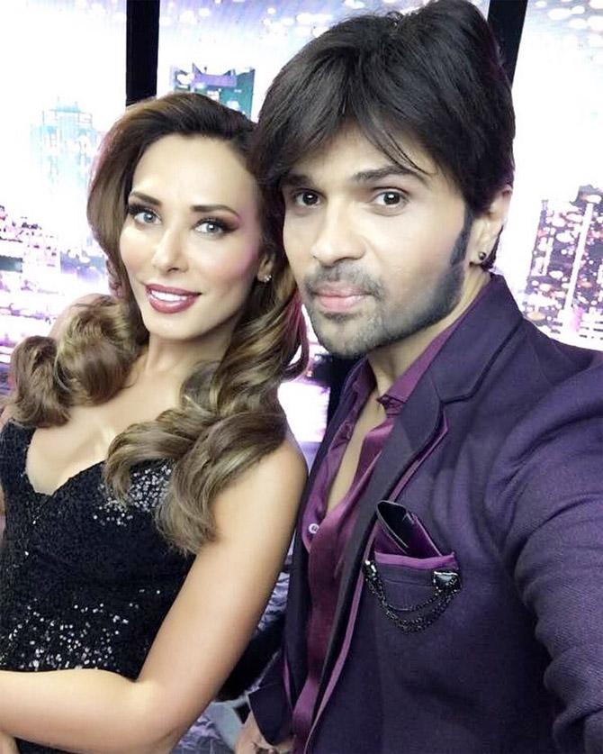 She recalled speaking to Himesh for the first time after close friend Salman Khan made the composer hear out her rendition of 'Teri Meri Kahani' from 'Bodyguard' (2011). 