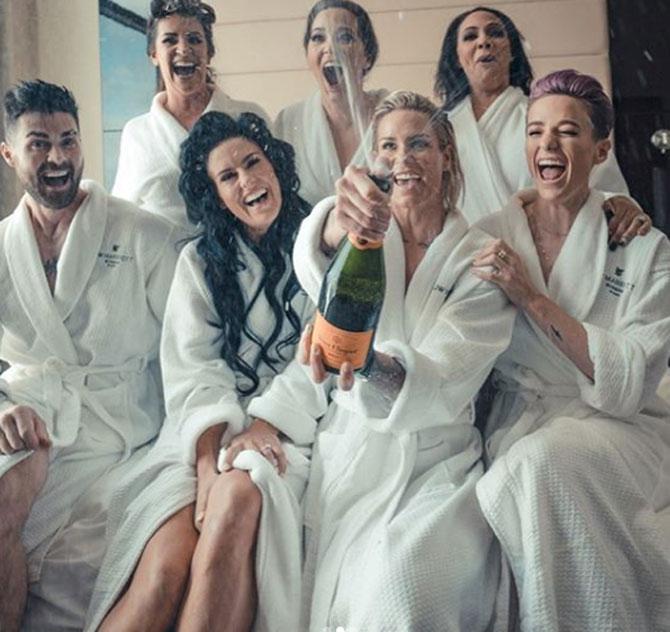 On March 13, 2019, after dating for nine years, Ali Krieger and Ashlyn Harris announced that they were engaged.