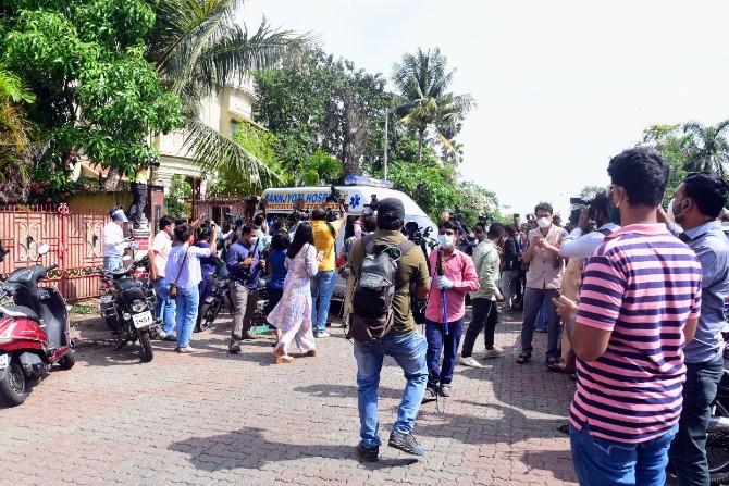 In photo: An ambulance carrying Sushant Singh Rajput's body for postmortem from his Bandra residence. Pic/Shadab Khan