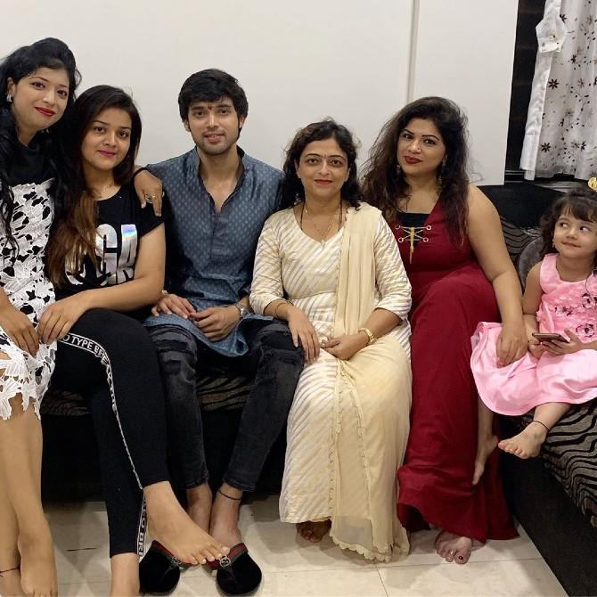 In this adorable picture, Kasautii Zindagii Kay's Parth Samthaan is surrounded by his sisters and niece. This picture was clicked last year during Raksha Bandhan celebrations. He funnily captioned his post as, 
