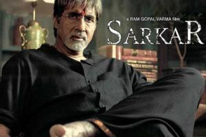 Amitabh Bachchan celebrates 15 years of Sarkar
